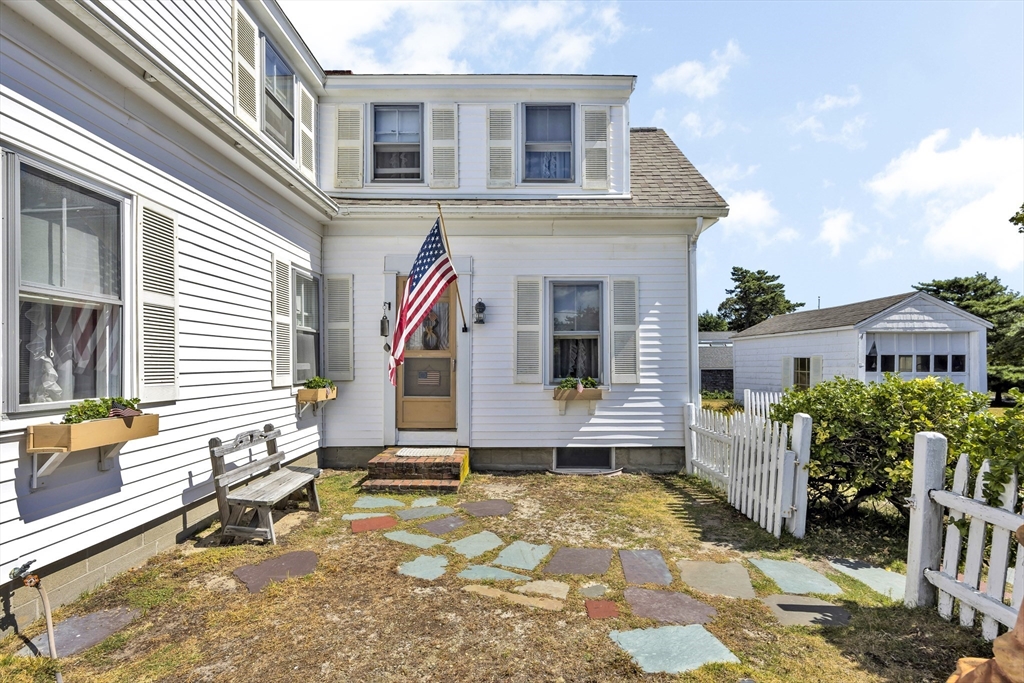 178 School St