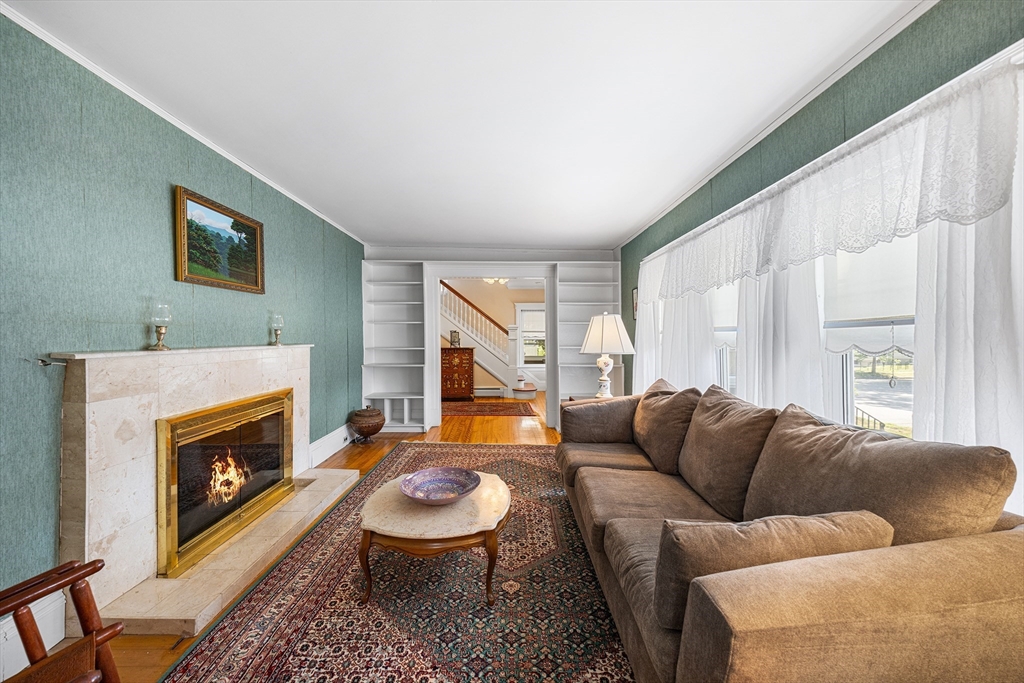 34 Monroe Ave