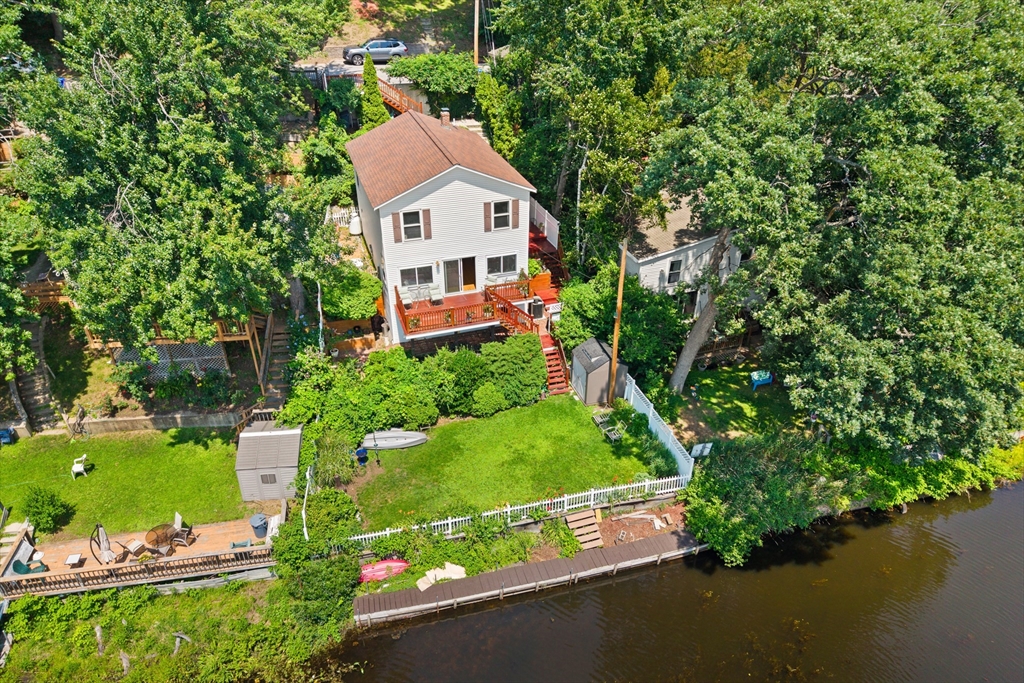 20 Pond Dr