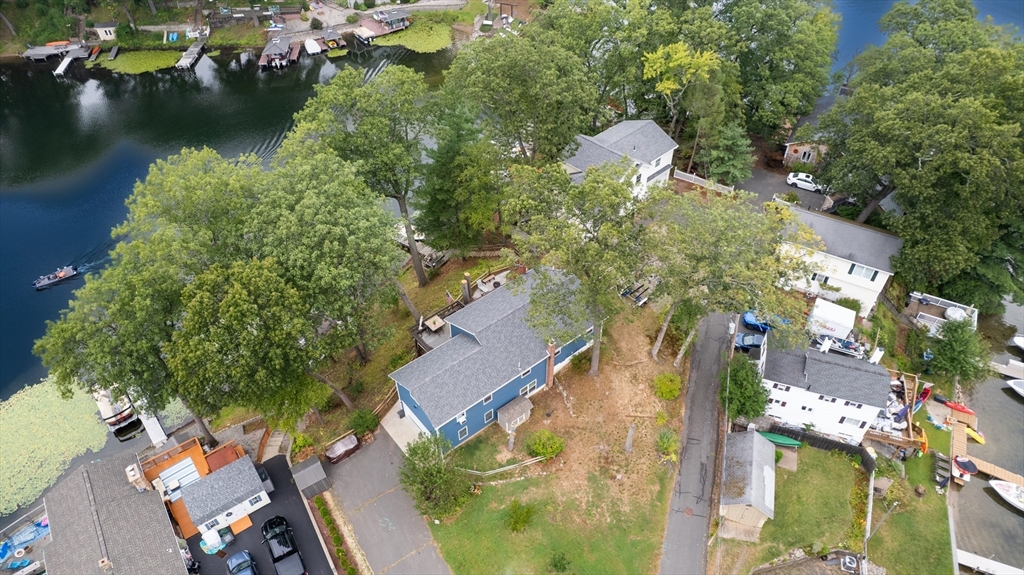 105 Lakeview