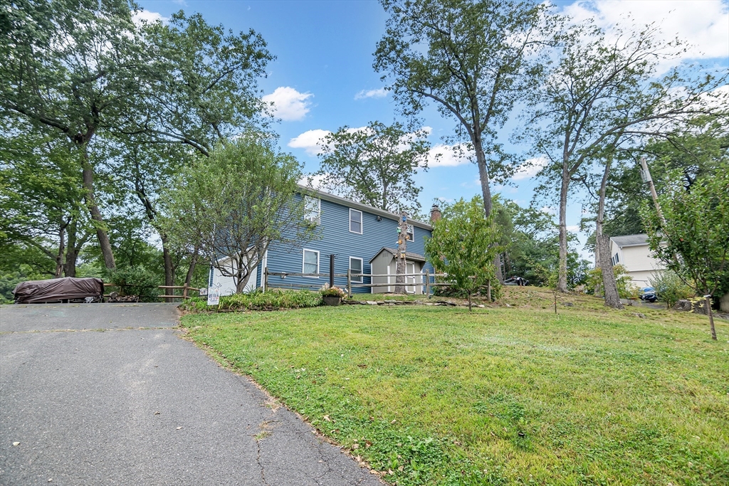 105 Lakeview