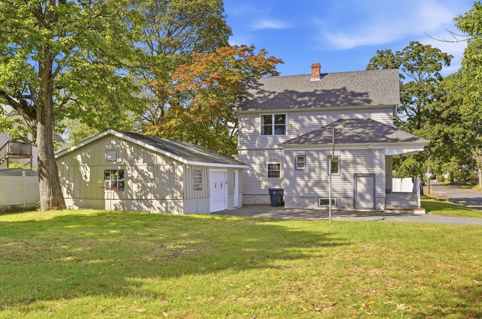27 Arthur St, Methuen, MA Photo #32