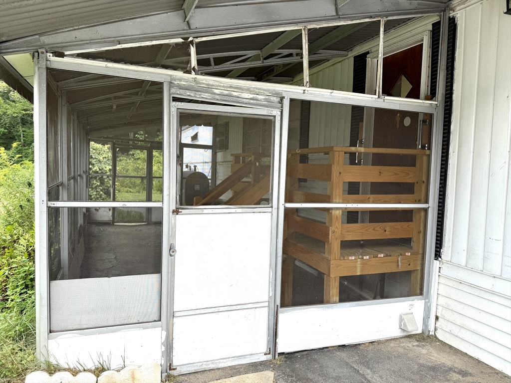 42 Adams Road 65
