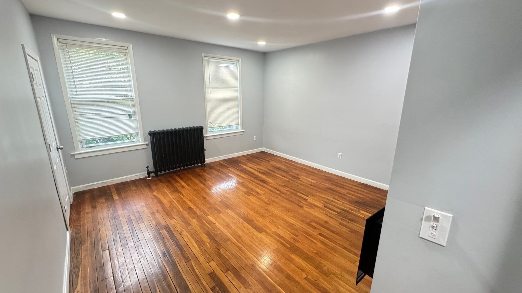 102 3rd St #2, Lowell, MA, 102 3rd St #2, Lowell, MA Photo #3