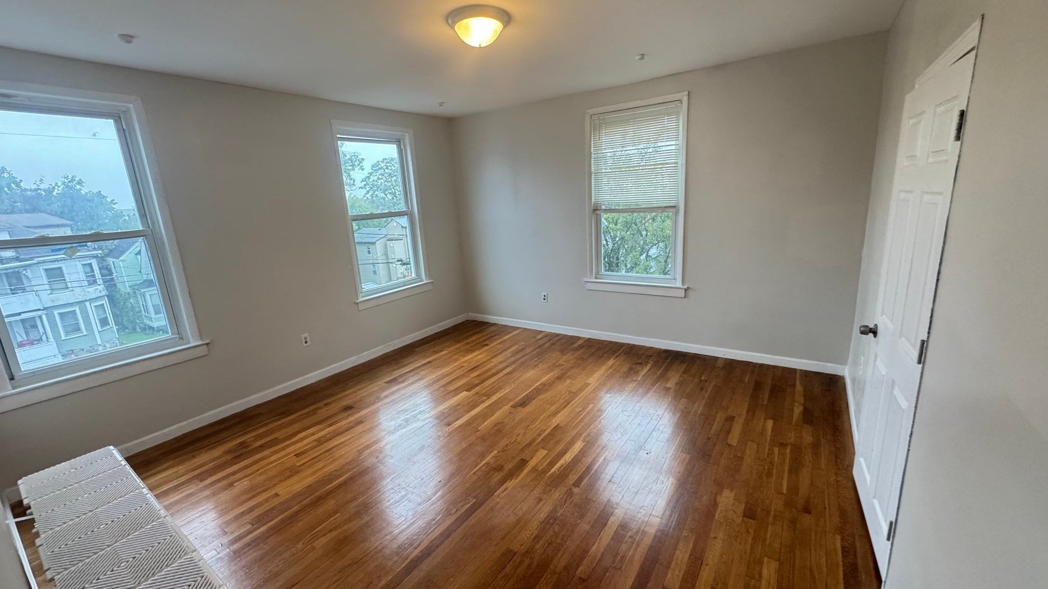 102 3rd St #2, Lowell, MA, 102 3rd St #2, Lowell, MA Photo #6
