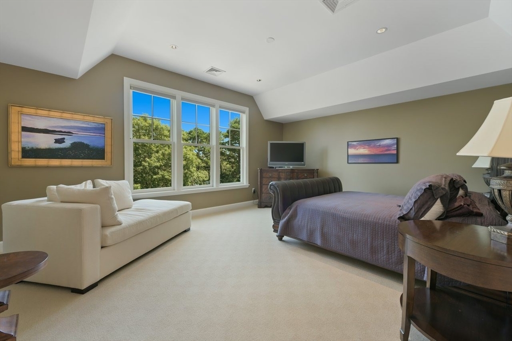 Mashpee, Massachusetts 02649, United States, 6 Bedrooms Bedrooms, ,8 BathroomsBathrooms,Residential,Active,190592