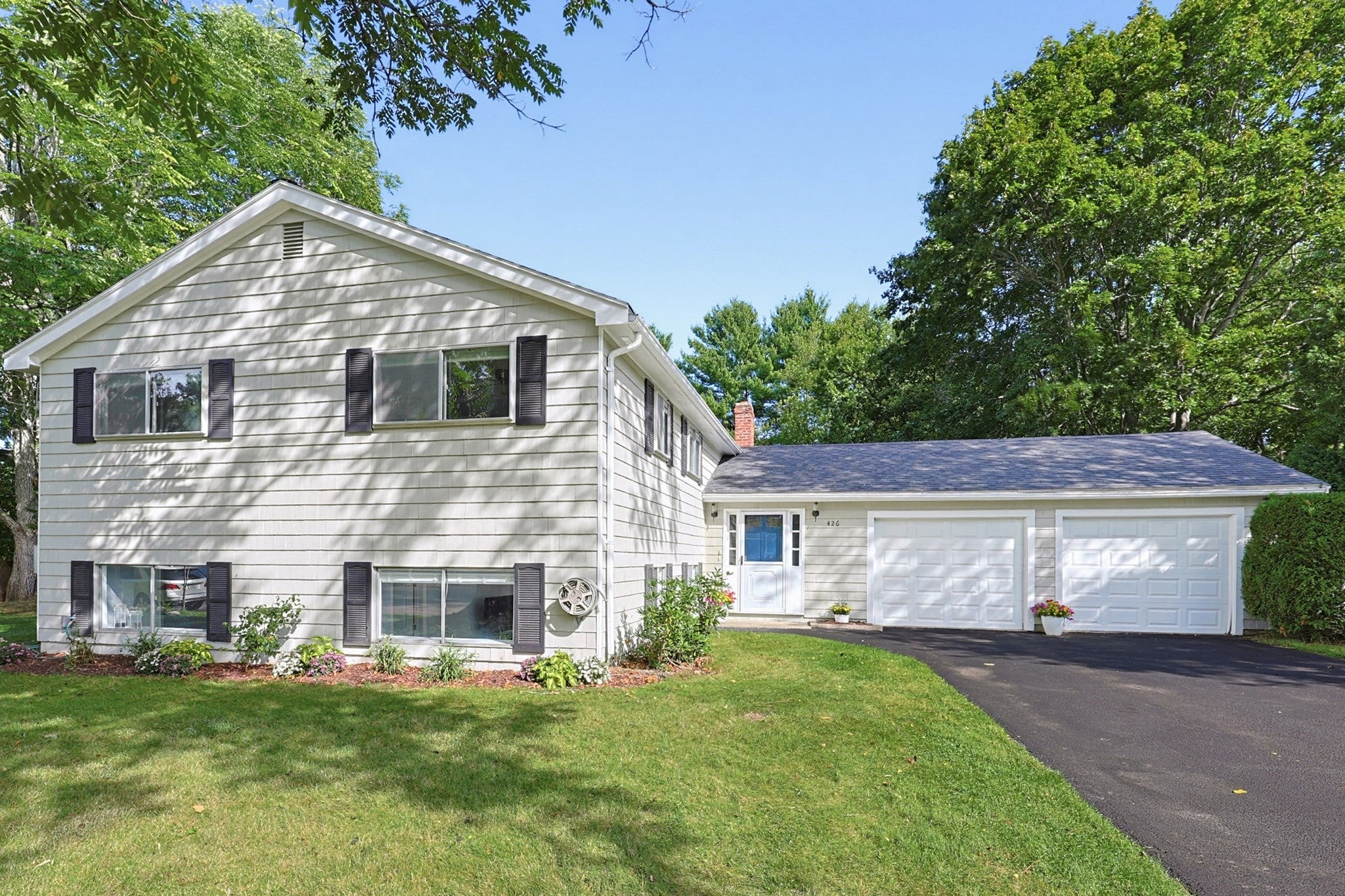 426 Chamberlain St, Holliston, MA, 426 Chamberlain St, Holliston, MA Photo #1