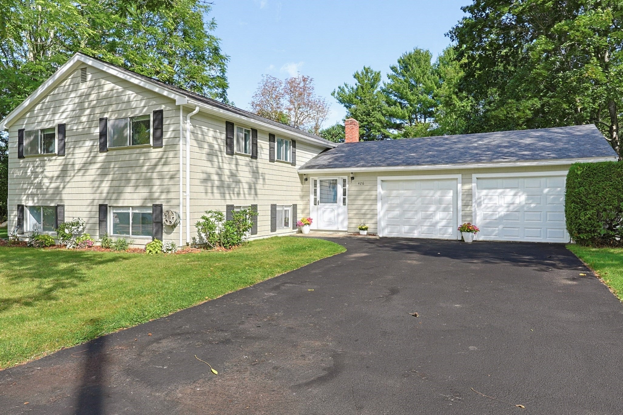 426 Chamberlain St, Holliston, MA, 426 Chamberlain St, Holliston, MA Photo #2