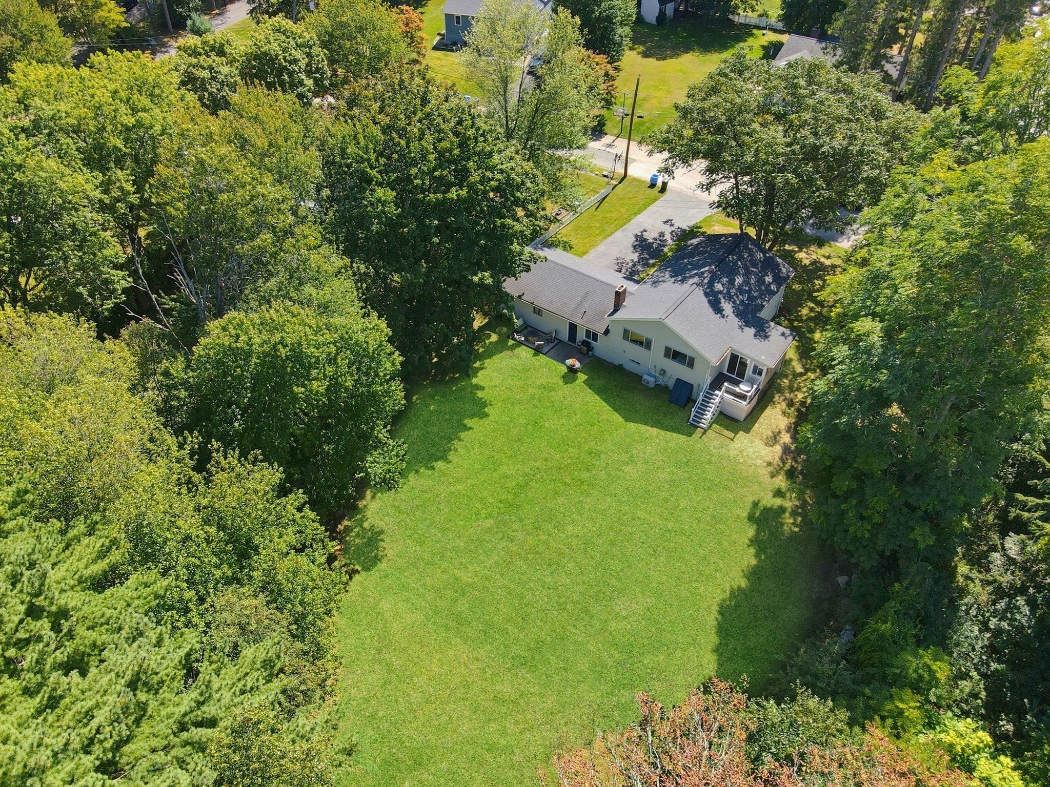 426 Chamberlain St, Holliston, MA, 426 Chamberlain St, Holliston, MA Photo #3
