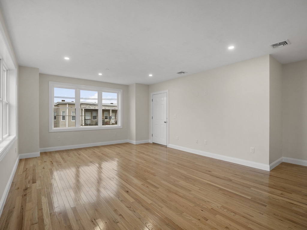 23 Thornton St 6