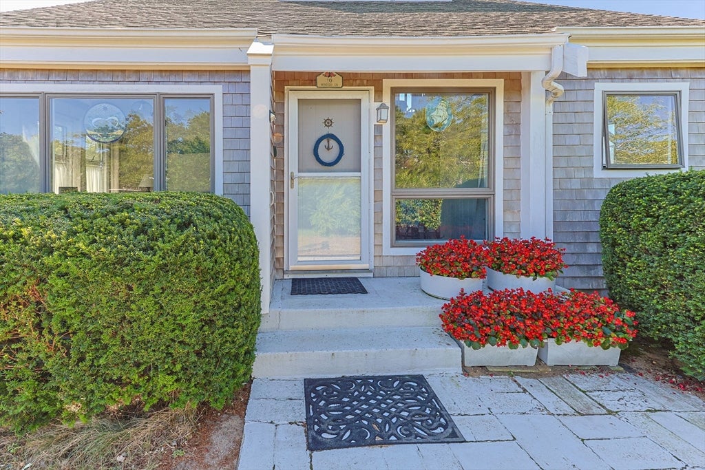 10 Windigo Ln, Truro, MA Photo #4