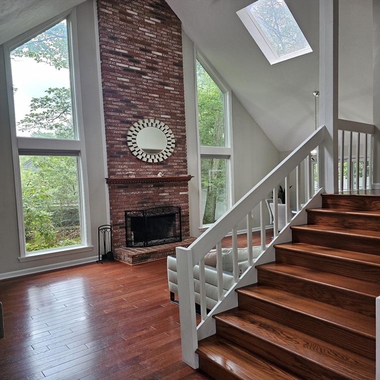 16 Sherborne Cir