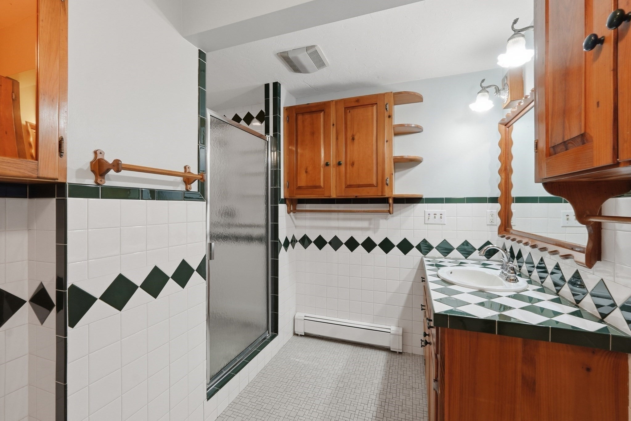 38 Plummer Park, Northbridge, MA Photo #18