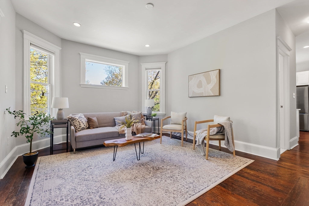 Photo of 34 Catherine St, Boston, MA