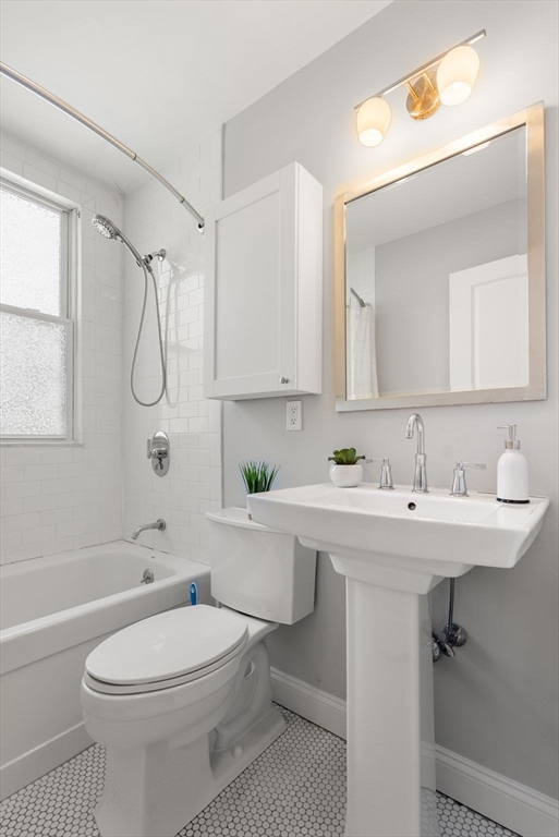 34 Catherine St #6, Boston, MA Photo #12