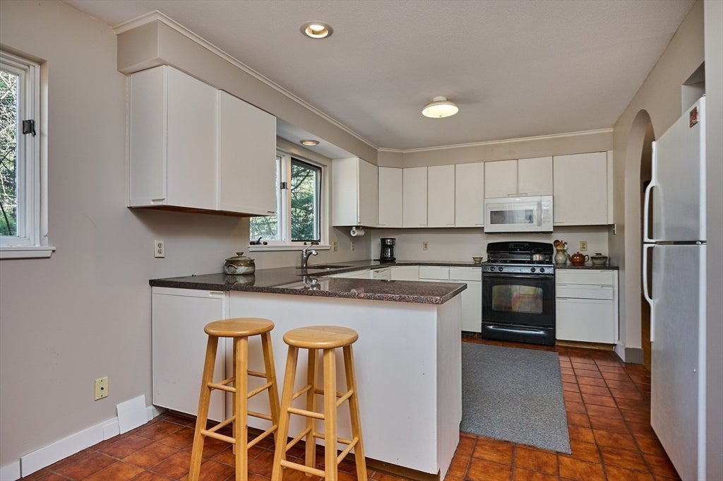 494 Station Rd, Amherst, MA, 494 Station Rd, Amherst, MA Photo #12