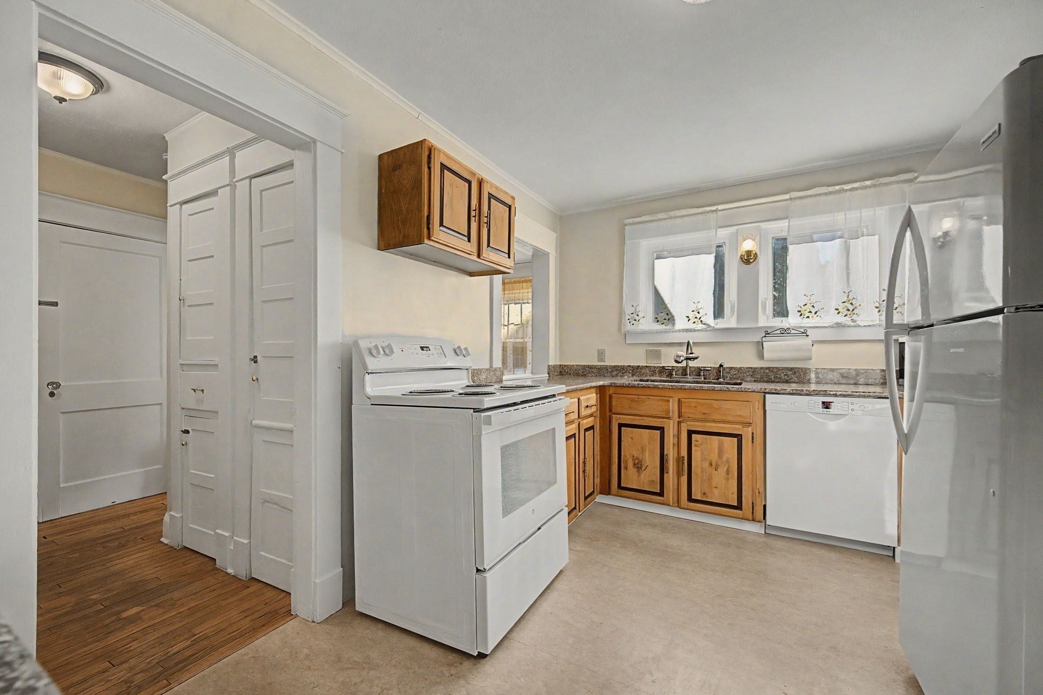 84 High Street, Montague, MA Photo #10