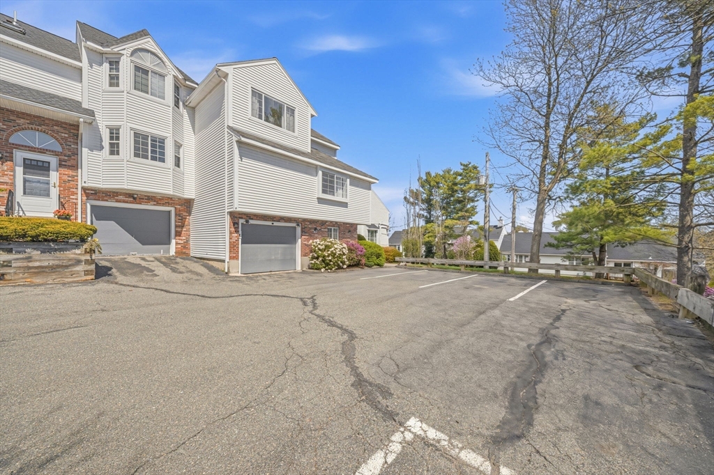 175 Tall Oaks Dr #F, Weymouth, MA Photo #27