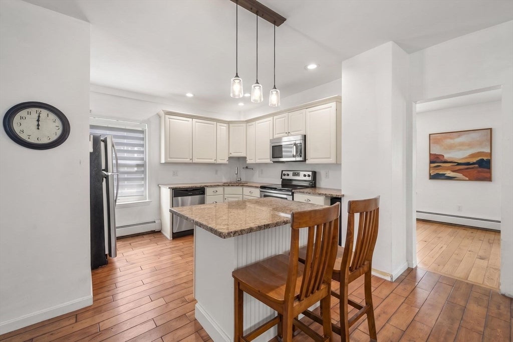 9 Maple St