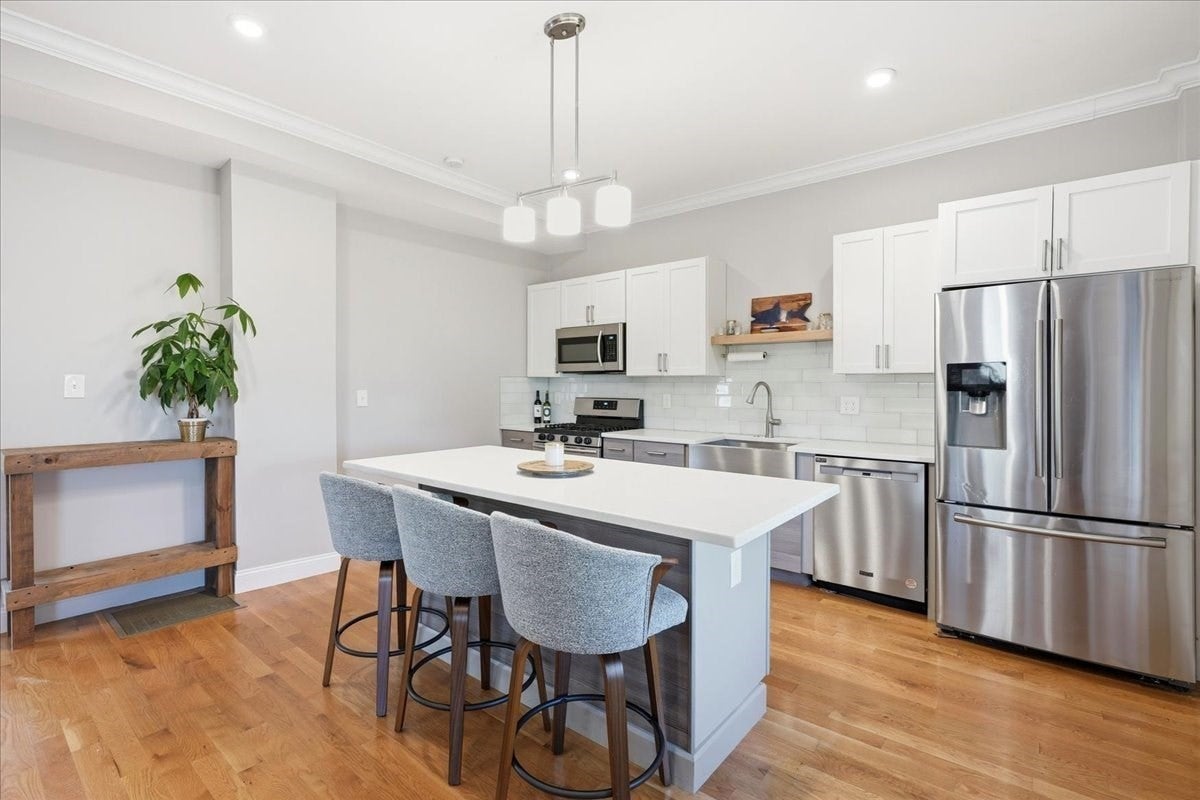 189 Shirley ST #2, Winthrop, MA Photo #7