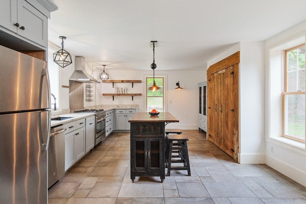 1276 County Rd, Bourne, MA, 1276 County Rd, Bourne, MA Photo #11