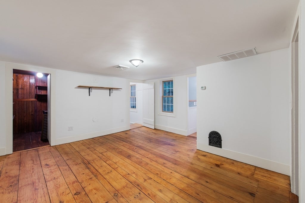 1276 County Rd, Bourne, MA, 1276 County Rd, Bourne, MA Photo #25