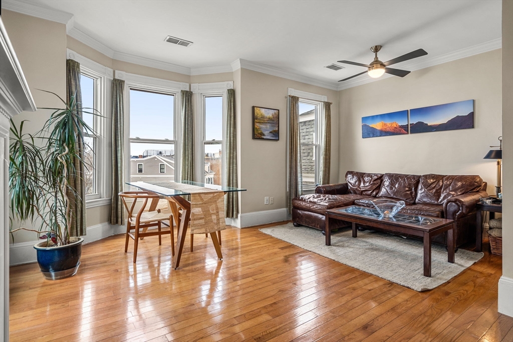 172 Dorchester St 3