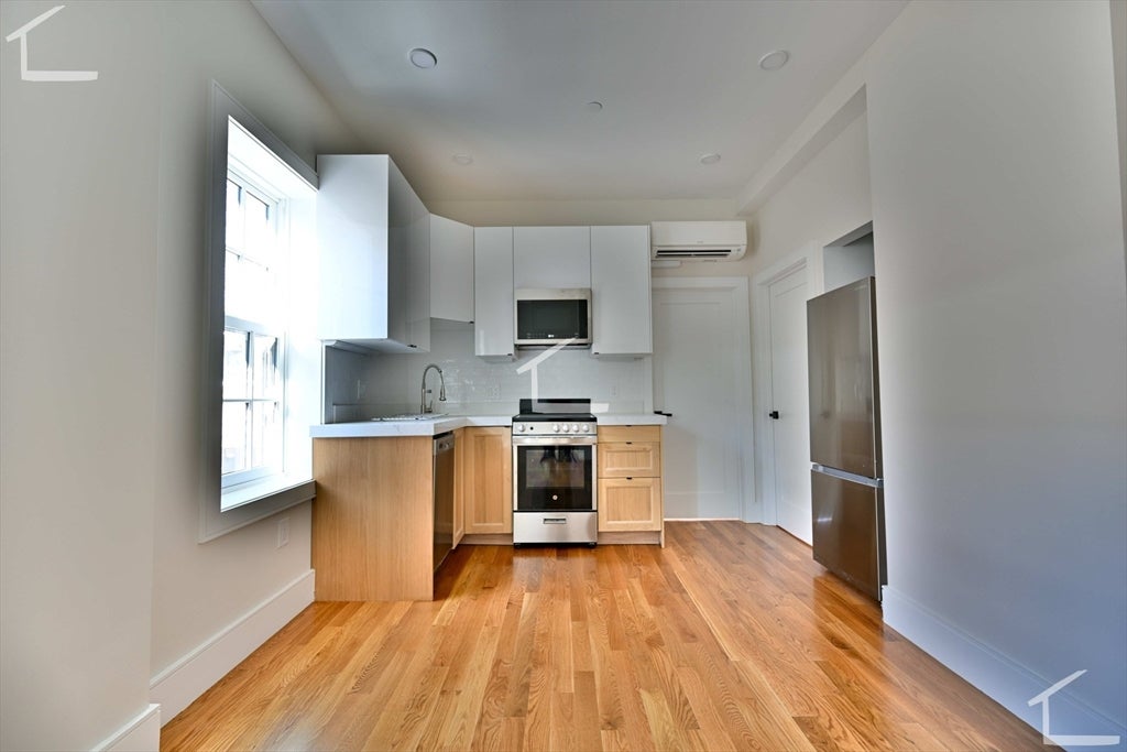 18 Winchester ST #4, Boston, MA, 18 Winchester ST #4, Boston, MA Photo #2