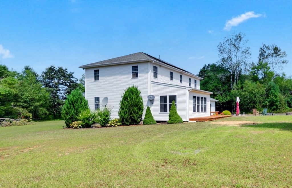 Photo of 7 Kittredge Rd, North Brookfield, MA 01535 (MLS # 73503414)