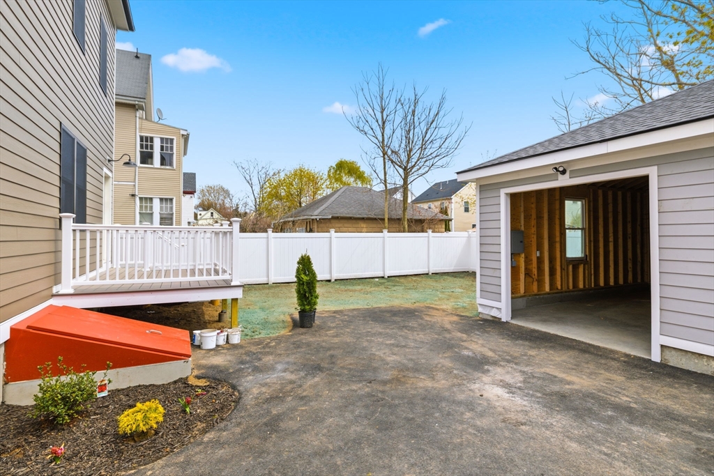 57 Myrtle St, Medford, MA Photo #42