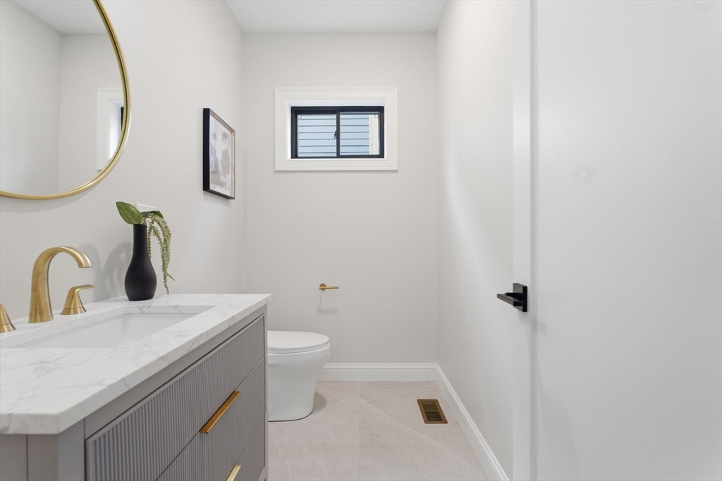 57 Myrtle St, Medford, MA Photo #14