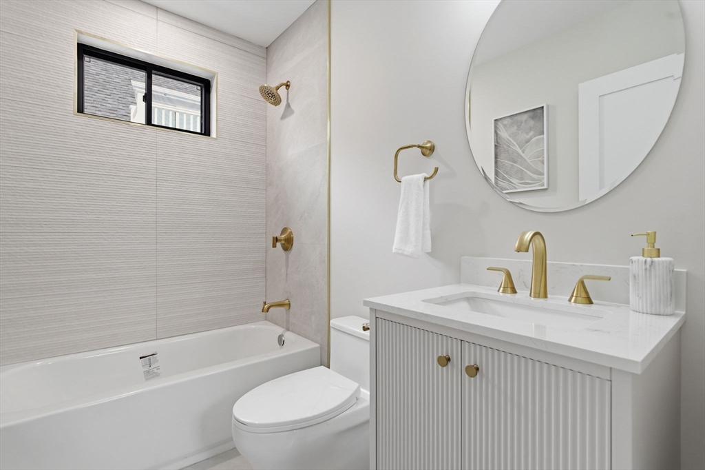 57 Myrtle St, Medford, MA Photo #28