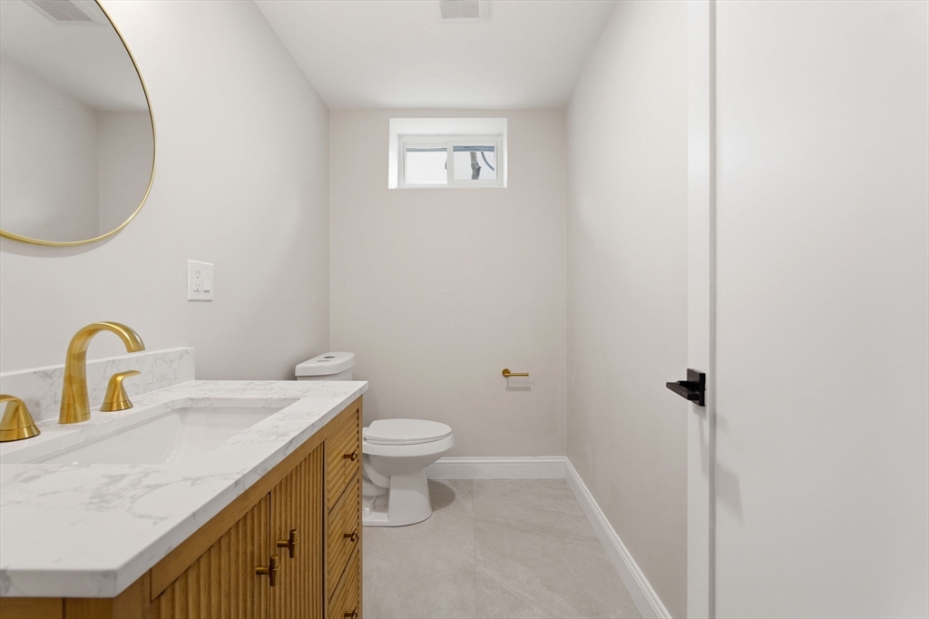 57 Myrtle St, Medford, MA Photo #37