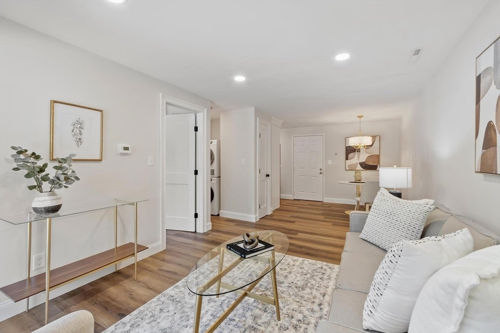 5 Bridgeview Circle 12
