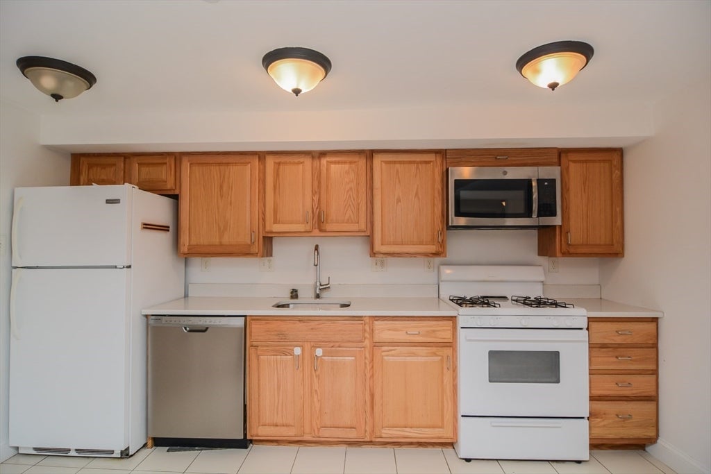 240 Franklin St #B2, Cambridge, MA, 240 Franklin St #B2, Cambridge, MA Photo #4