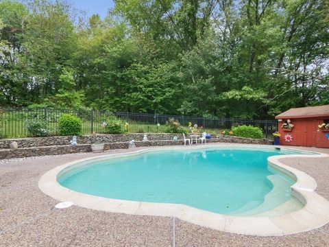 87 Whitewood Road Westwood MA 02090