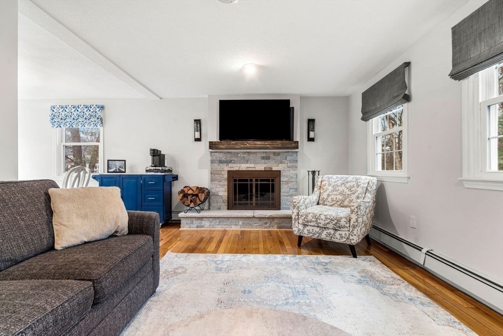 6 Ridge Hill Way