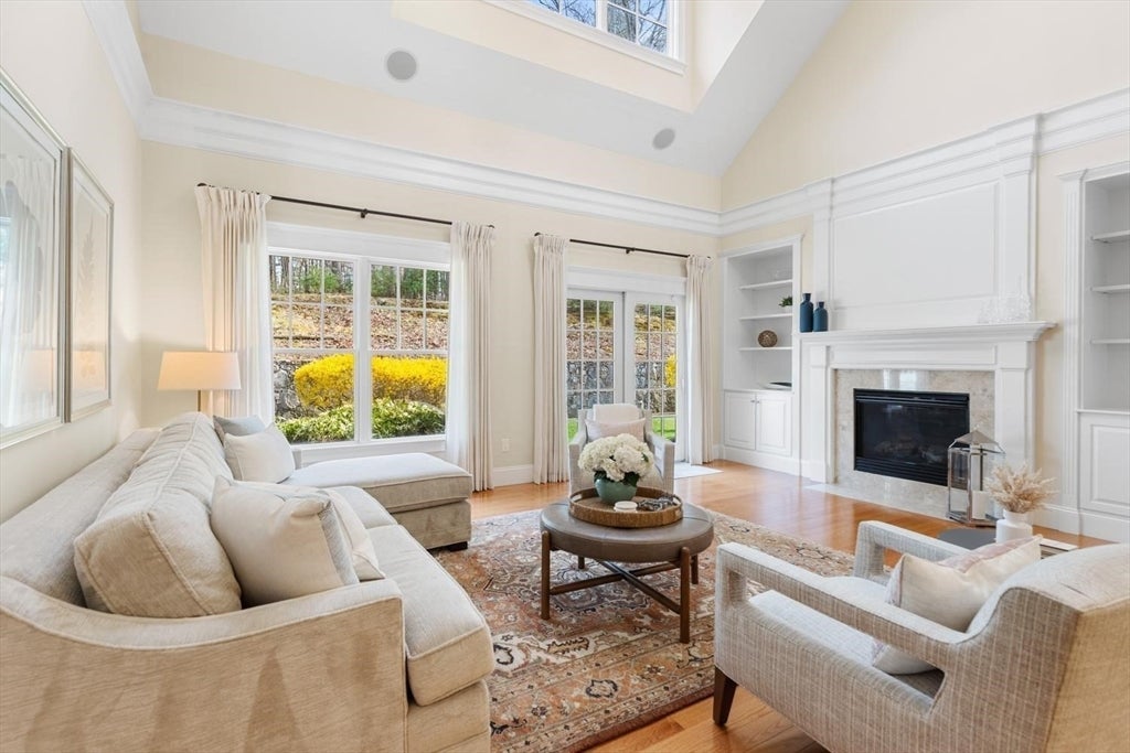 30 Nobscot Road 2