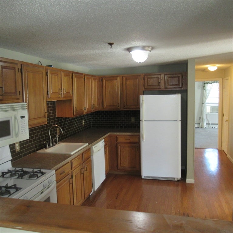 14 Lantern Lane #7, Dracut, MA Photo #6