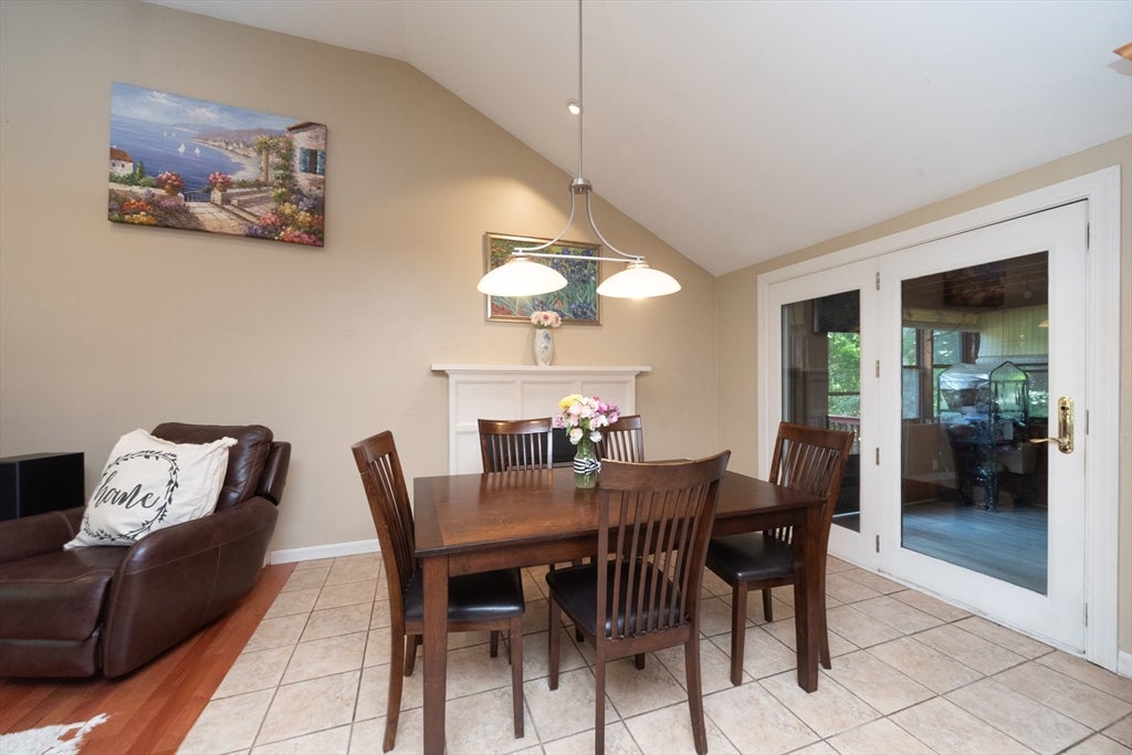 140 Bayberry Cir, Bridgewater, MA, 140 Bayberry Cir, Bridgewater, MA Photo #7