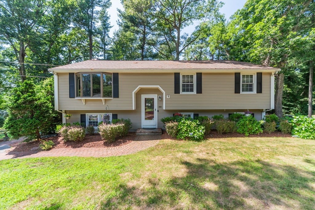 140 Bayberry Cir, Bridgewater, MA, 140 Bayberry Cir, Bridgewater, MA Photo #1