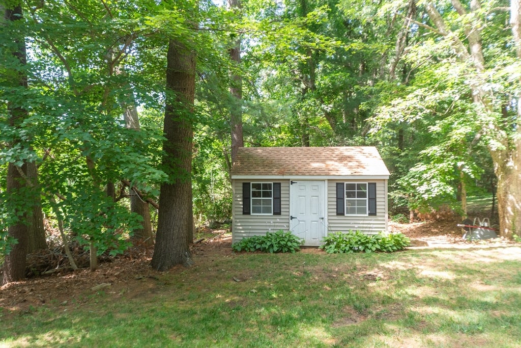 140 Bayberry Cir, Bridgewater, MA, 140 Bayberry Cir, Bridgewater, MA Photo #25