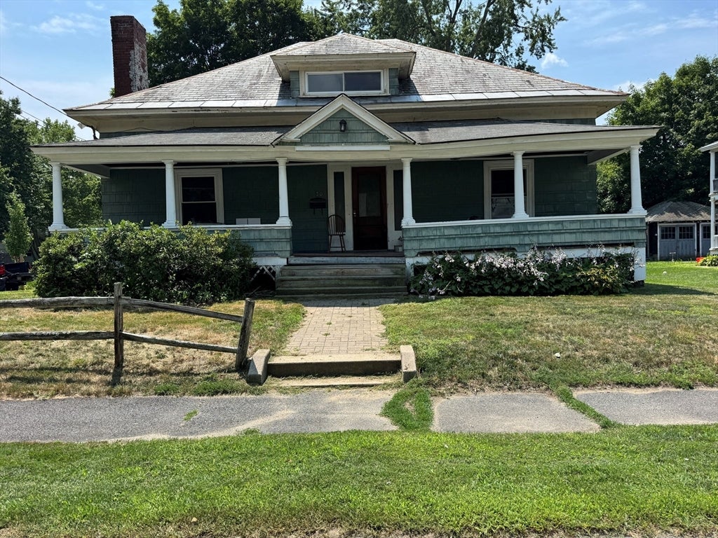 Photo of 50 Cleveland St, Greenfield, MA