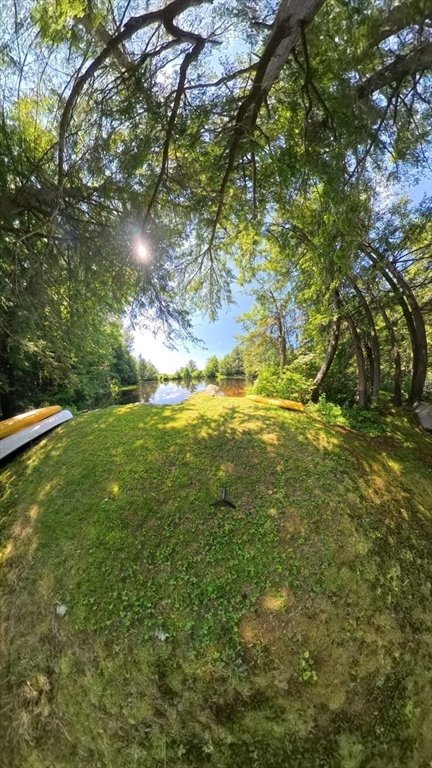 32 Pond Hill Rd