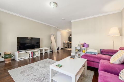 Photo of 71 Oxford Ave #8, Cambridge, MA 02138 (MLS # 73463802)