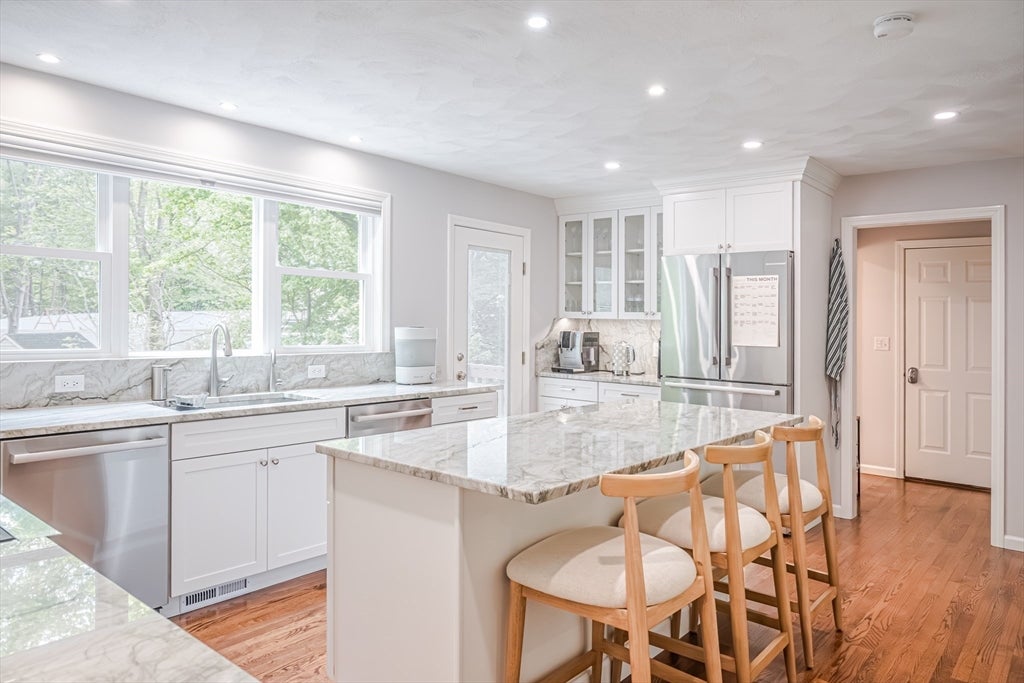 112 Burlington Street, Woburn, MA, 112 Burlington Street, Woburn, MA Photo #4