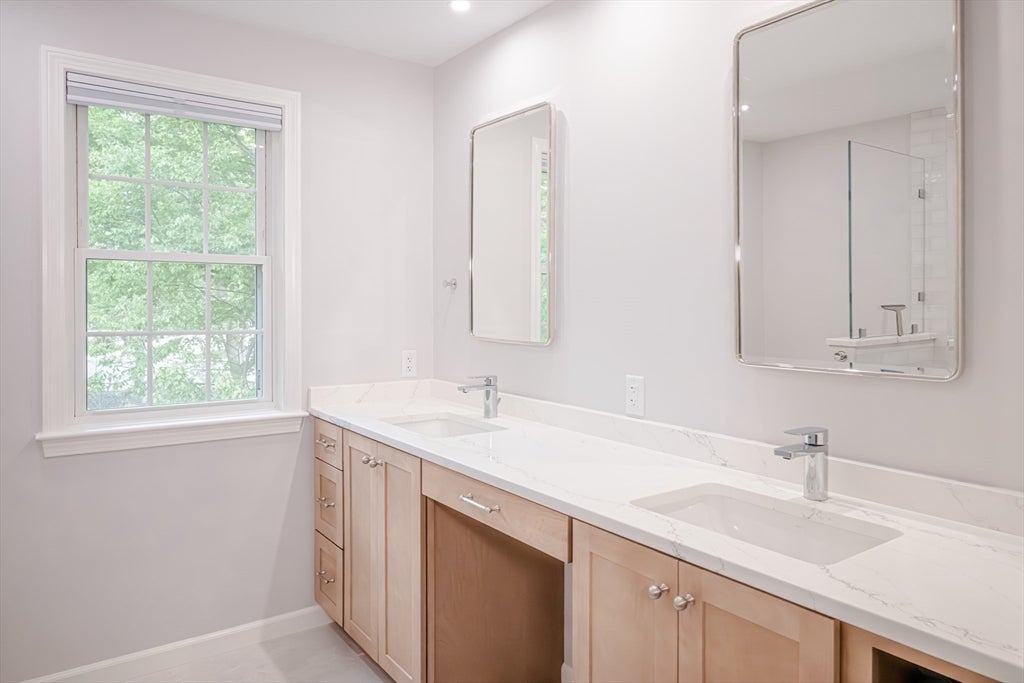 112 Burlington Street, Woburn, MA, 112 Burlington Street, Woburn, MA Photo #8