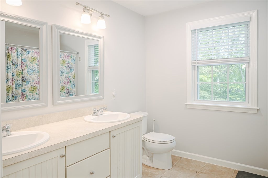 112 Burlington Street, Woburn, MA, 112 Burlington Street, Woburn, MA Photo #13