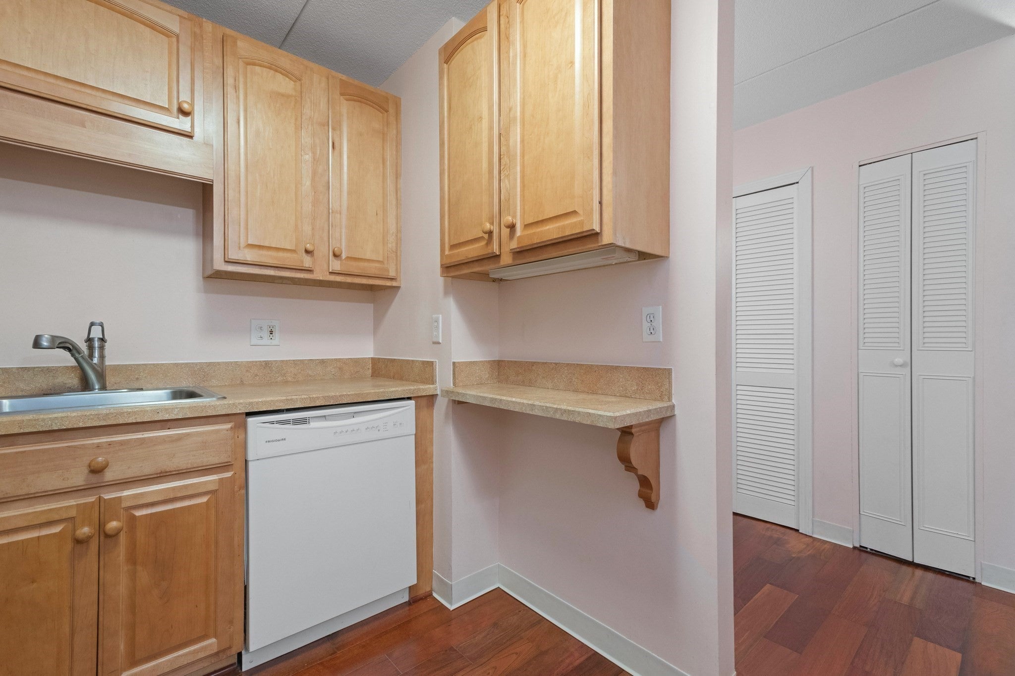 65 Commons Dr #306, Shrewsbury, MA, 65 Commons Dr #306, Shrewsbury, MA Photo #10