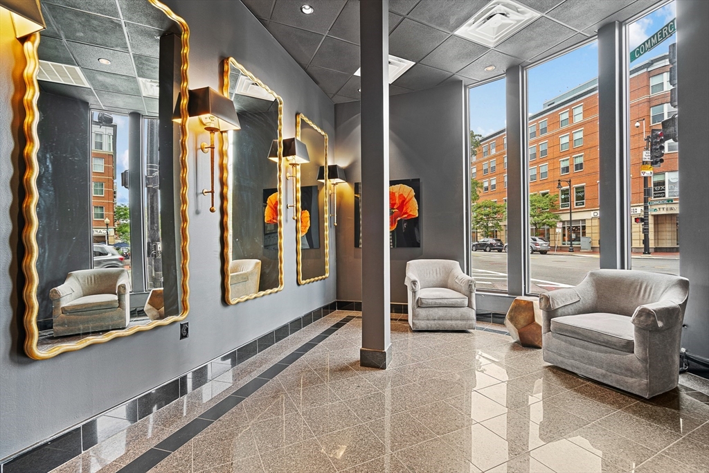 376 Commercial St. 4D